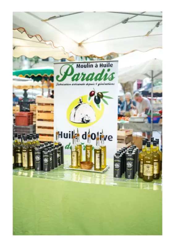 Marché d'Uzès - Place aux Herbes, Martignargues et à Saint-Maximin, Moulin à Huile Paradis
